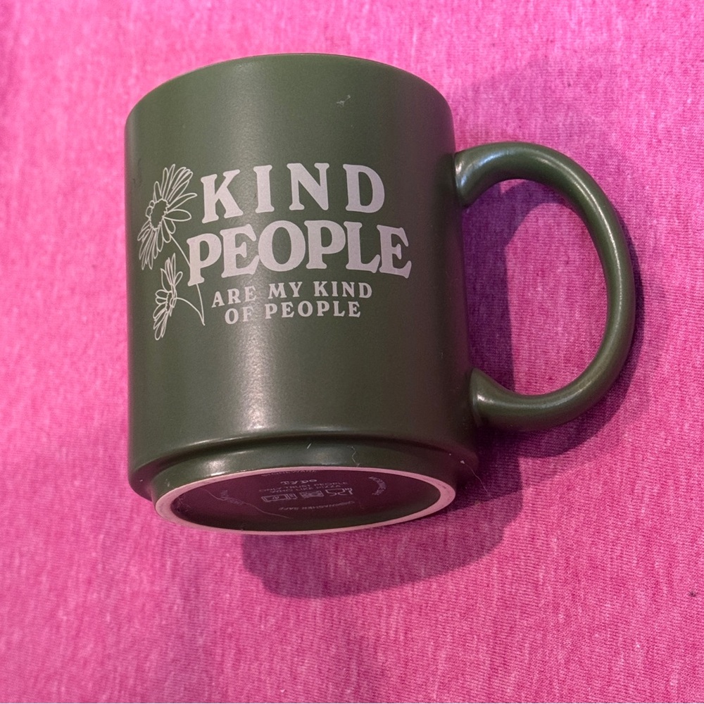 TYPO MUG "Kind People Are My Kind Of People" Green Coffee/Tea Vintage Cup